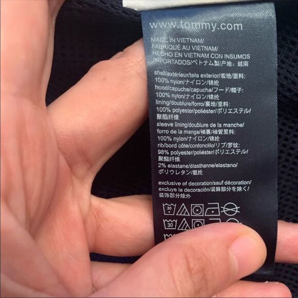 Tommy Hilfiger Raincoat - Picture 12 of 13